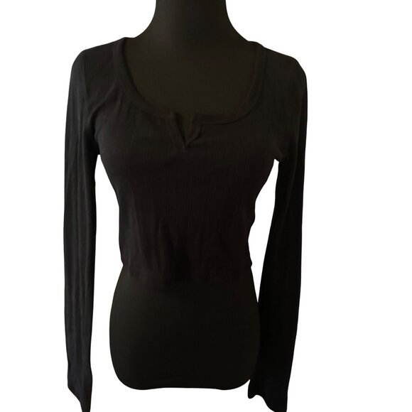 Aero The OG Tee collection shrunken tee black vneck size M - Picture 3 of 5